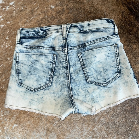 Mossimo America Shorts - Picture 2 of 5